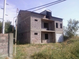 Առանձնատուն,Արարատյան 2րդ զանգվ.